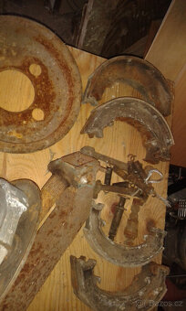 díly na Tatra 58 - 2