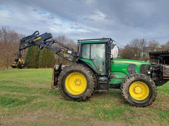 Lesní traktor JOHN DEERE 6930 - 2