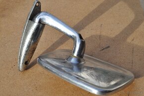 Zpětné zrcátko - 2