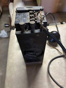 Polní telefon US ARMY EE-8_B - 2