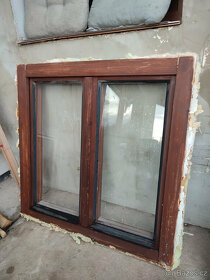 koupím dřevěné okno š.100 - 140cm v.60 cm - 2