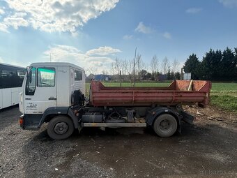MAN L2000 hakovy nosič - 2