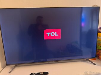 Prodám 65inch tcl televizi 140cm uhlopřička - 2