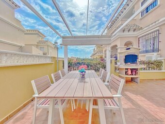Torrevieja, La Mata Na prodej: zařízený řadový dům 4+kk - 2