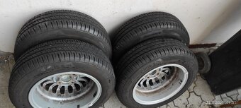 prodám pneu i s alu kolama original Ford - 2