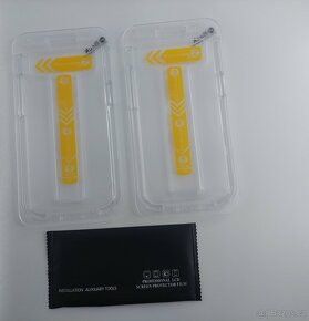 VÝPRODEJ. Ochranné sklo na iPhone 13 PRO (nové) 41ks - 2
