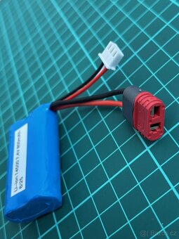Li-Ion baterie 7.4V 800mAh do RC modelů. - 2