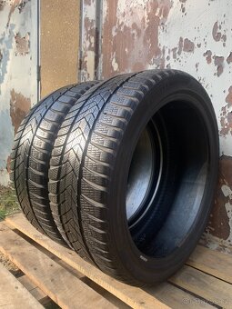 2ks 235/40/19 Pirelli/2021/96V/zimní pneu 6.2m - 2