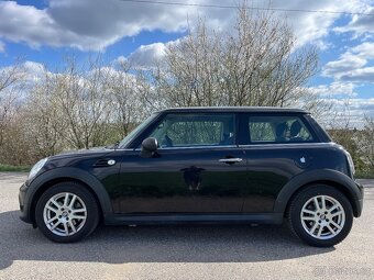 Mini cooper one 1,6 72kW - 2