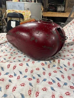 Predam nadrž na Jawa perák komunista - 2