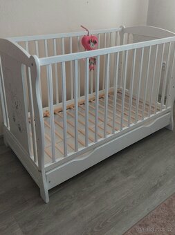 Dětská postýlka s matrací - 2