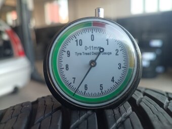 235/55 R17 MICHELIN (3922) - 2