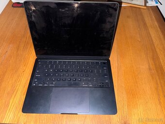 Prodám MacBook Air 2022 - 2