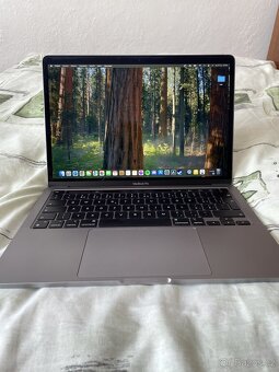 MacBook Pro 13" M2 (2022) – 8 GB RAM, 256 GB SSD, Touch Bar - 2