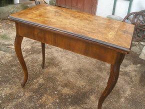 Starožitný rozkládací intarzovaný hrací stolek - 2