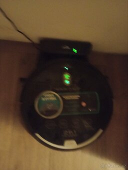 Robotický vysavač ETA Aron 2512. - 2