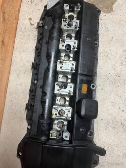 Víko ventilu m52 doublevanos - 2