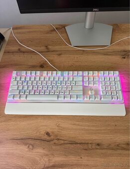 Herní mechanická klávesnice CZC Nightblade – bílá, RGB - 2