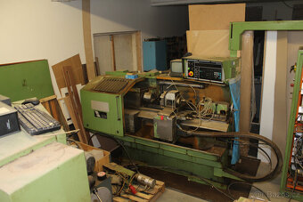 CNC Soustruh EEN320 - 2