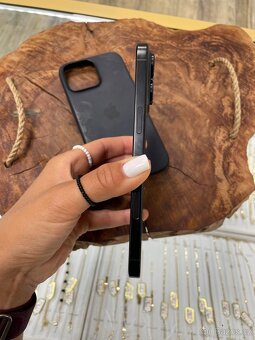 iPhone 16 Pro Max - 2