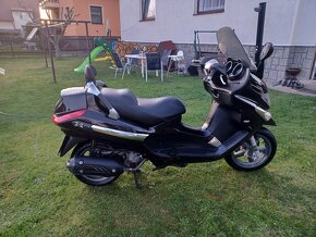 PIAGGIO X-EVO 125 - 2