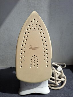 Napařovací žehlička Philips GC 3106 Elance - 2