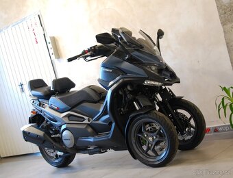 Kymco CV3 550i ABS-stroj od nás,1.maj,490km,ŘP B,KRÁSNÝ STAV - 2