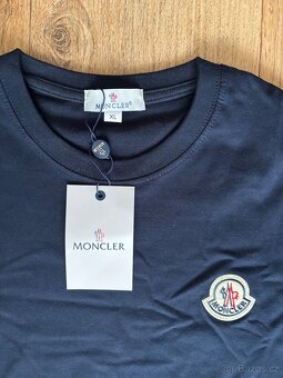 Triko Moncler vel.M - 2