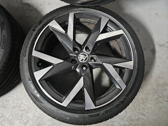 19" letní sada kol Aniara na Škoda Superb 4 - 2