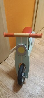 Dětské odrážedlo Vespa - 2