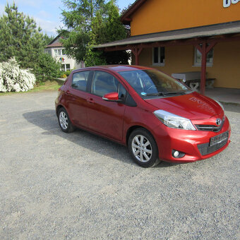 Toyota Yaris, 1,0i 51kw, BENZÍN, 2012, STK 4/2027 - 2