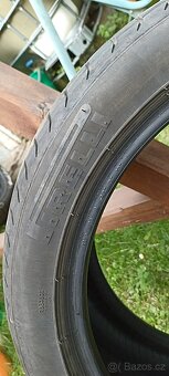 prodám 1 kus letní pneu Pireli 255/40R18-014 - 2