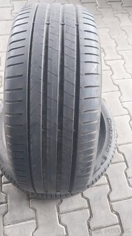 Prodám 2 x letní pneu Pirelli 235/45/18 - 2