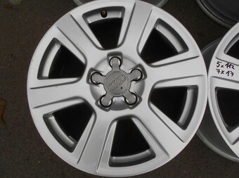 Alu disky originál Audi 17", 5x112, ET 33, šíře 7J - 2