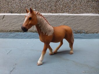 Prodám schleich koně - 2