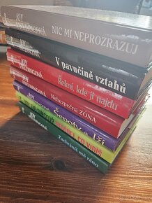 7 titulů od spisovatelky Joy Fieldingové - 2