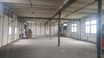Pronájem skladových prostor 216m2 - 2