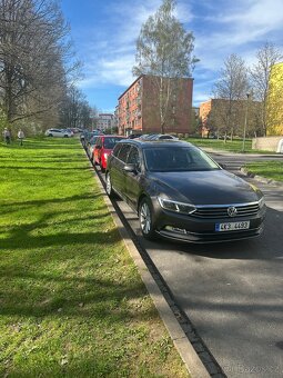 Volkswagen Passat B8 Variant 2.0 TDI 110 kW DSG Highline – W - 2