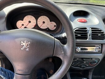 Peugeot 206 - 2
