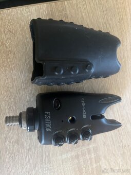 Hlásiče záběru Fishtron Q9-RGB - 2