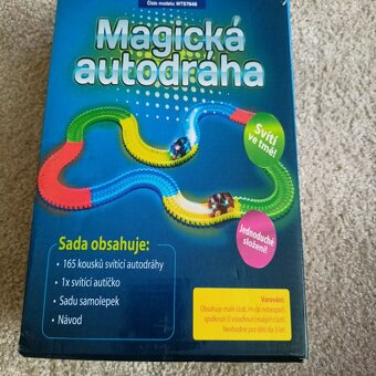 Magická svítící dráha s autíčkem - 2