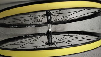 Zapletená kola 29" Miche XM45 Boost - 2