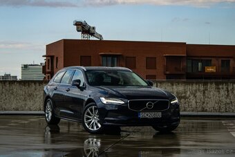 Volvo V90 T4 2.0L Momentum A/T 2019 - 2