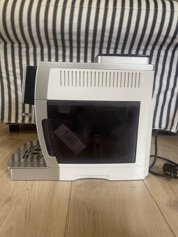 Prodám kávovar DeLonghi ECAM 23.420 SB – na díly / k opravě - 2