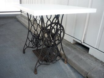 DESKA k šicímu stroji z IKEA - 2