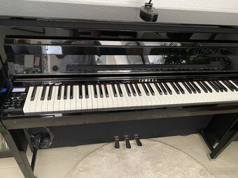 Yamaha Clavinova CLP 685 PE, špičkové digitální piano, nekuř - 2