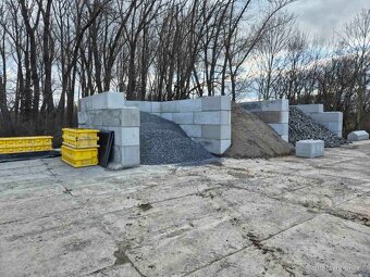 Betonové kostky, betonové bloky - 2
