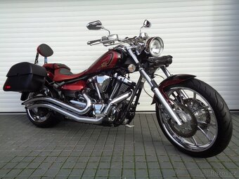 YAMAHA XV 1900 RAIDER SCL. Unikátní stav. - 2