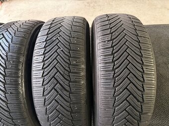 prodám zimní 205/60/16 Michelin - 2