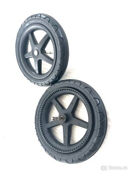 Bugaboo Cameleon zadní kola - 2